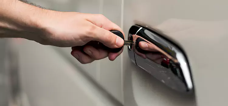 Why Choose Our Auto Locksmith Team in Jefferson City, MO?